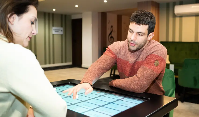 Aranyhomok Hotel Business & Relax Kecskem�t - M�jus 1.