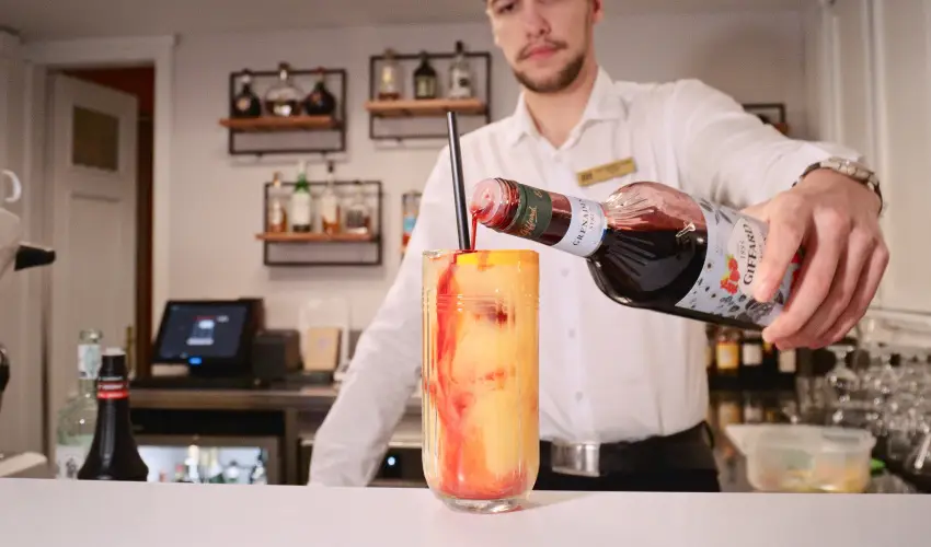 Aranyhomok Hotel Business & Relax Kecskem�t - M�jus 1.