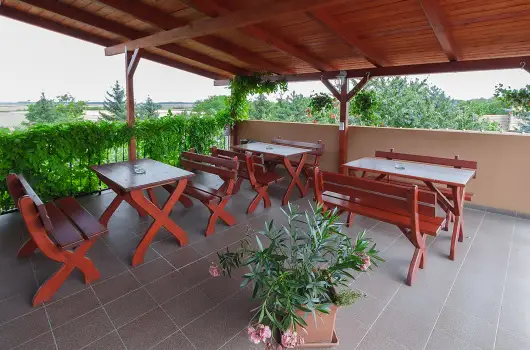 Aranypatk� Panzi� - M�jus 1.