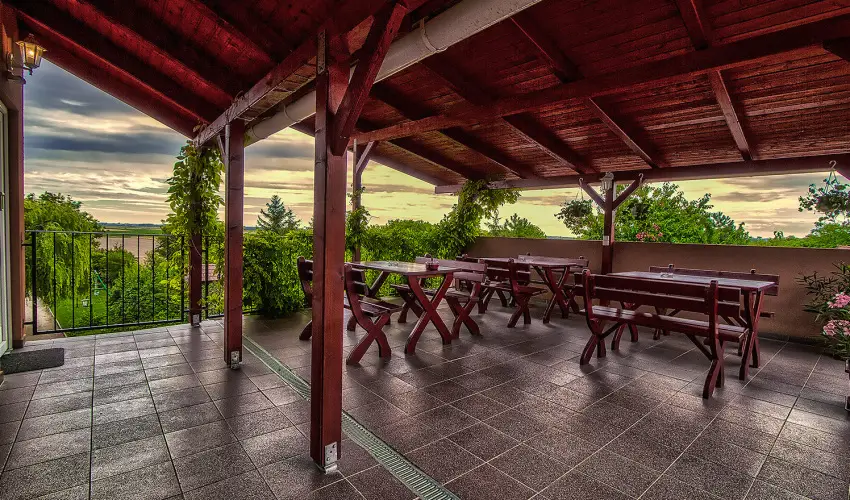 Aranypatk� Panzi� Gy�r�jbar�t - M�jus 1.