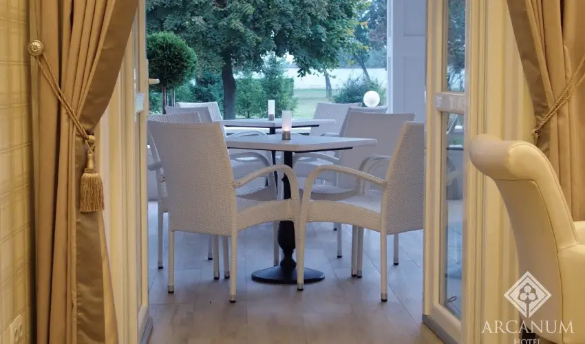 Arcanum Hotel Bkscsaba - Mjus 1.