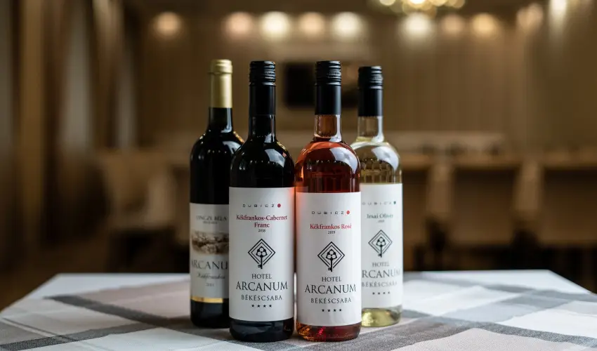 Arcanum Hotel Bkscsaba - Mjus 1.