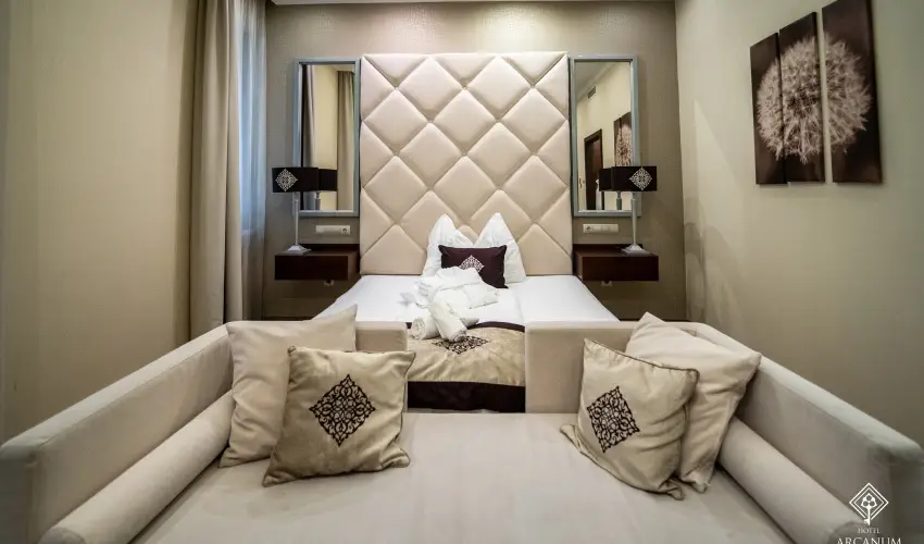 Arcanum Hotel B�k�scsaba - M�jus 1.
