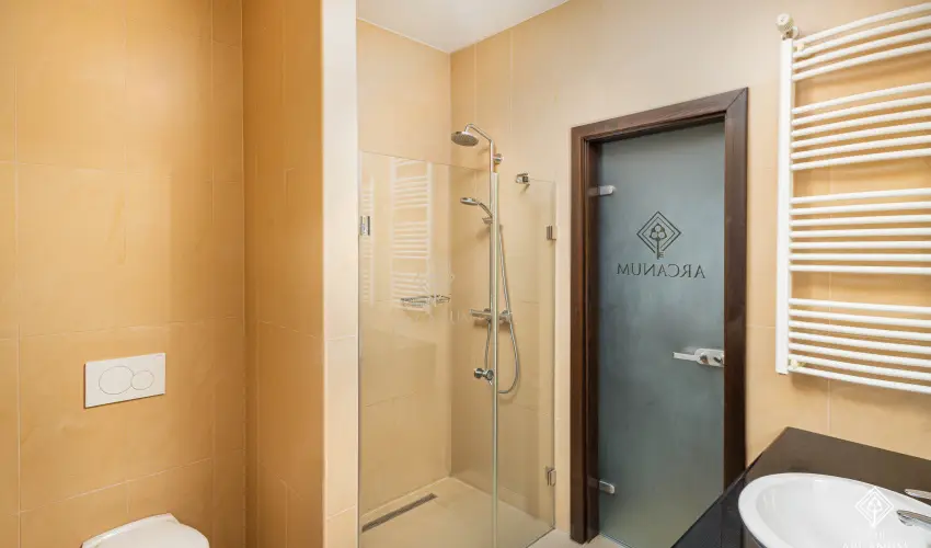 Arcanum Hotel B�k�scsaba - M�jus 1.
