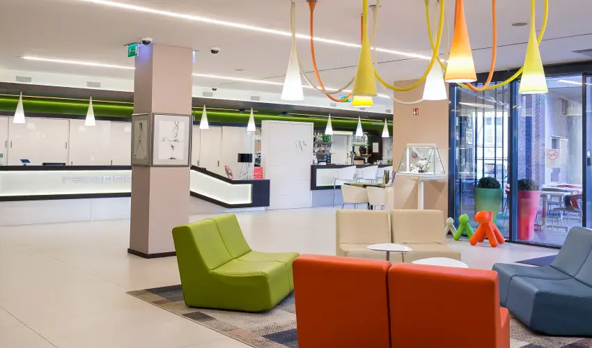 Art Hotel Szeged Szeged - M�jus 1. 