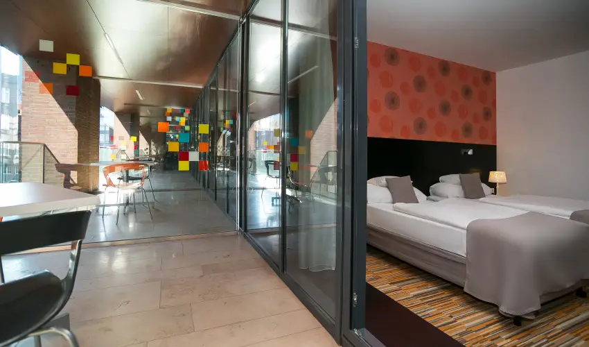 Art Hotel Szeged Szeged - M�jus 1. 