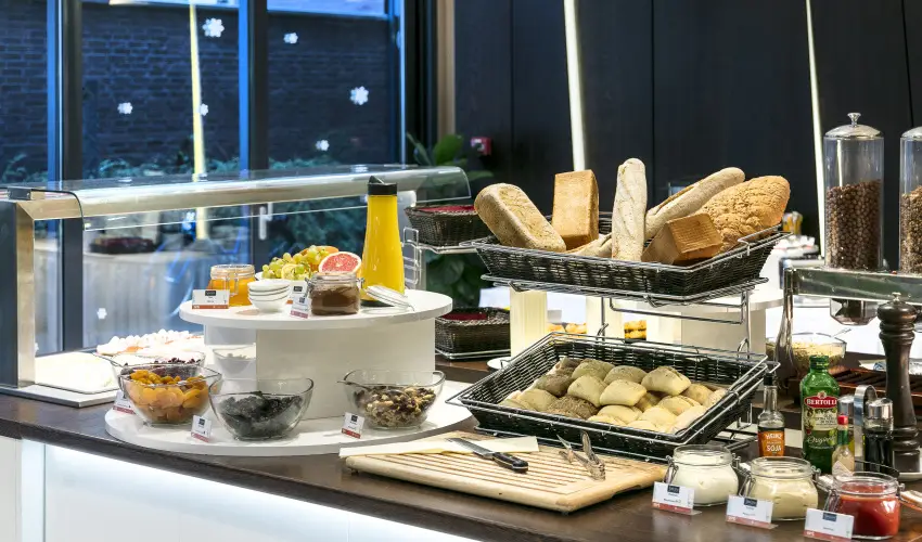 Art Hotel Szeged Szeged - M�jus 1. 