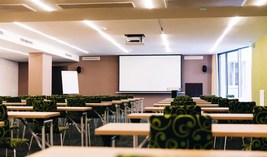 Art Hotel Szeged Szeged - M�jus 1. 