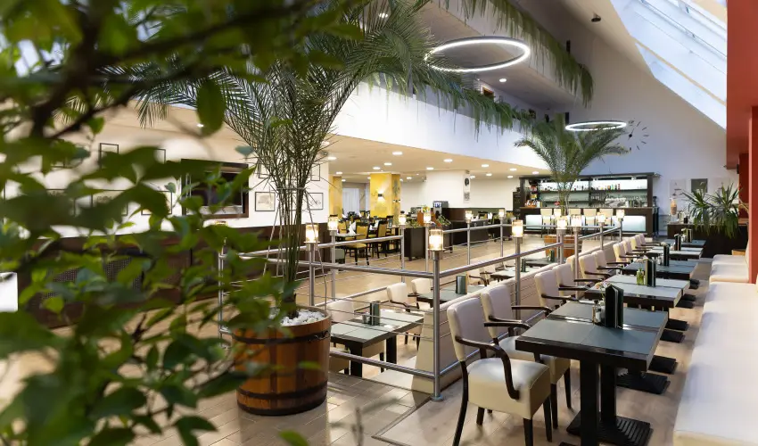 Art Hotel Zalakaros - M�jus 1.