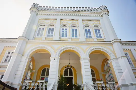 Astoria Hotel s tterem - Mjus 1.