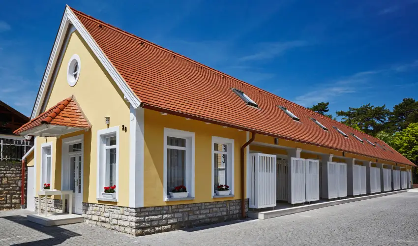 Astoria Hotel s tterem Balatonfred - Mjus 1.