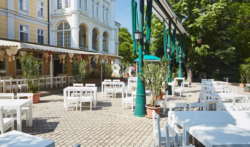 Astoria Hotel s tterem Balatonfred - Mjus 1.