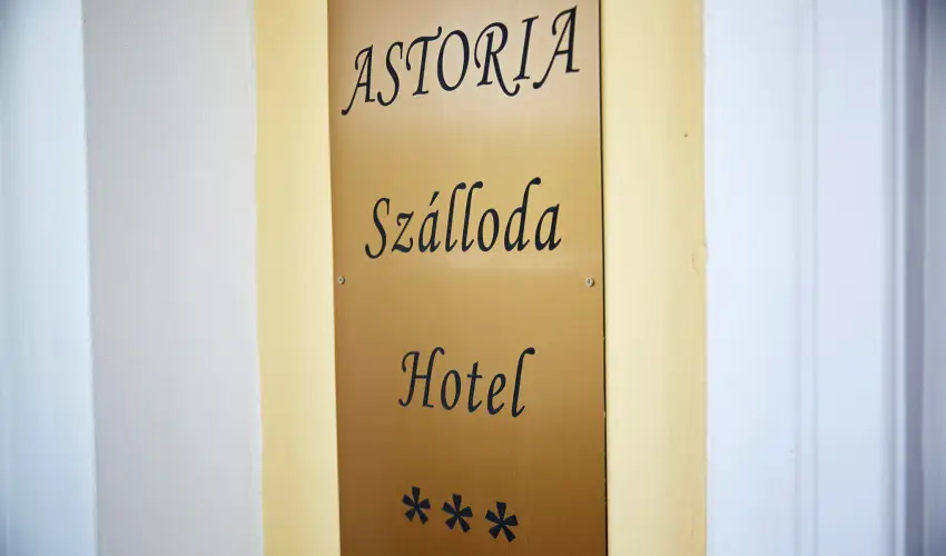 Astoria Hotel s tterem Balatonfred - Mjus 1.