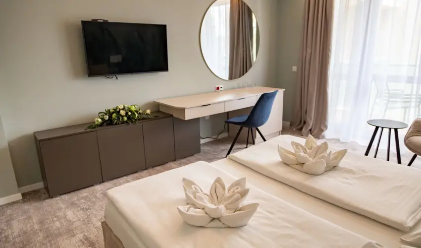 Hotel Atlantis Wellness & Conference Hajdszoboszl - Mjus 1.