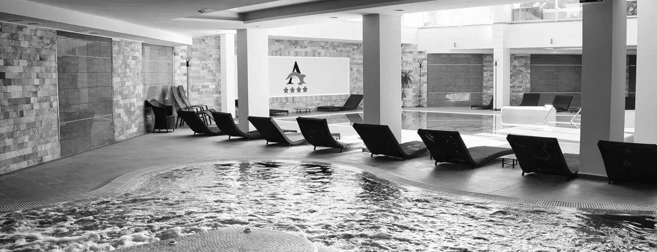 Hotel Atlantis Wellness & Conference Hajdszoboszl - Mjus 1. - teljes elrefizetssel (min. 2 j)