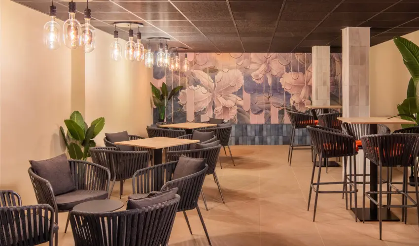 Hotel Atlantis Wellness & Conference Hajdszoboszl - Mjus 1.