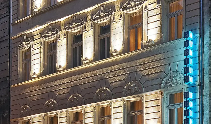 Atrium Fashion Hotel Budapest - Mjus 1. - teljes elrefizetssel