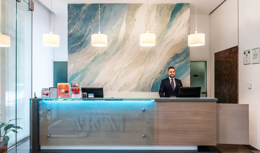 Atrium Fashion Hotel Budapest - Mjus 1. - teljes elrefizetssel