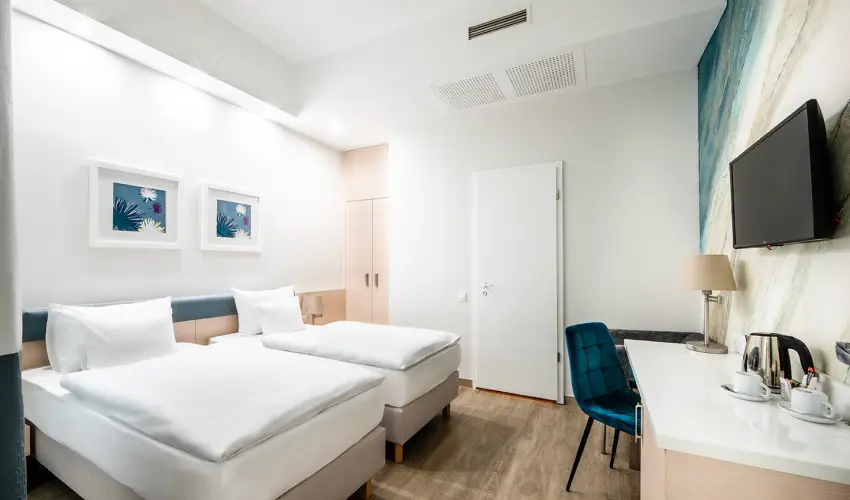 Atrium Fashion Hotel Budapest - Mjus 1. - teljes elrefizetssel