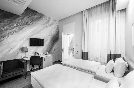 Atrium Fashion Hotel - M�jus 1. 