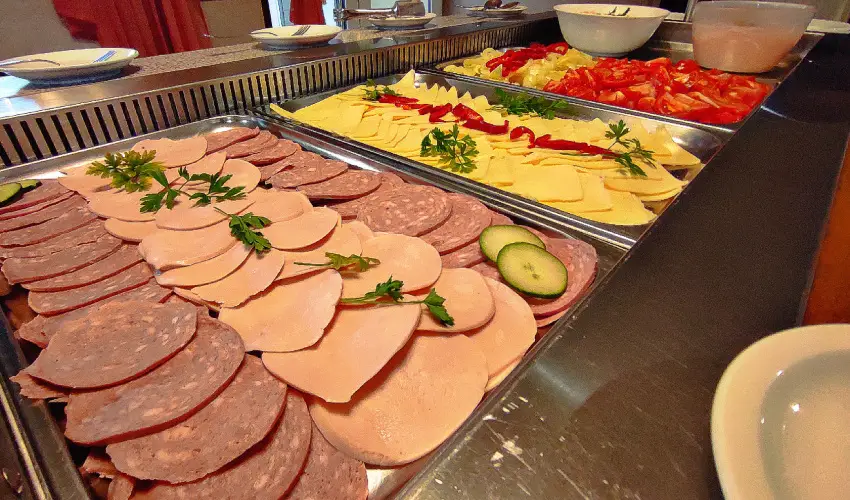 trium Hotel Harkny - Mjus 1.