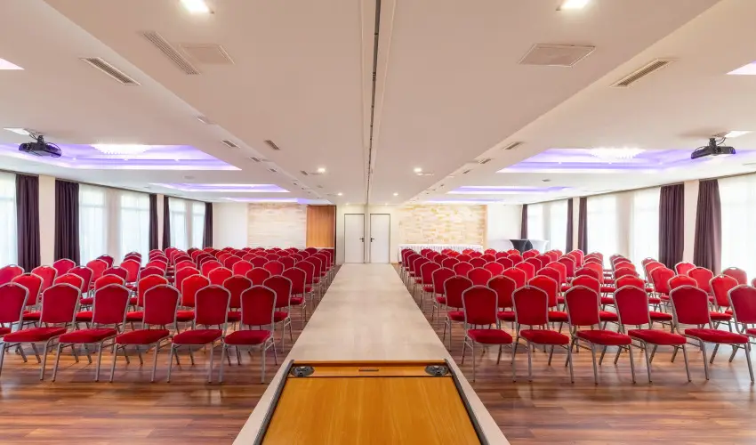 Aurora Hotel Miskolctapolca - Mjus 1.