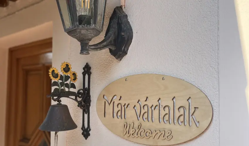 Aventurin House Rvflp - Mjus 1. (min. 2 j)