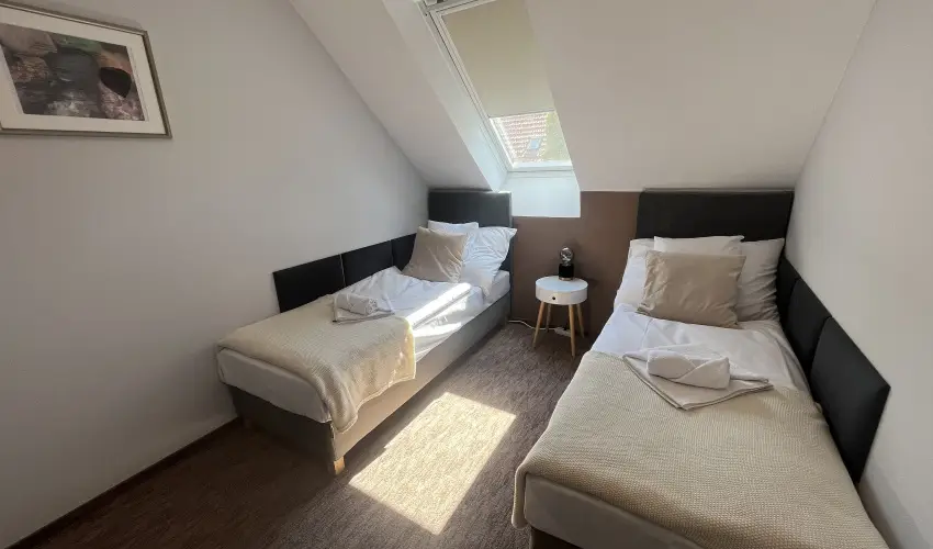 Aventurin House Rvflp - Mjus 1. (min. 2 j)