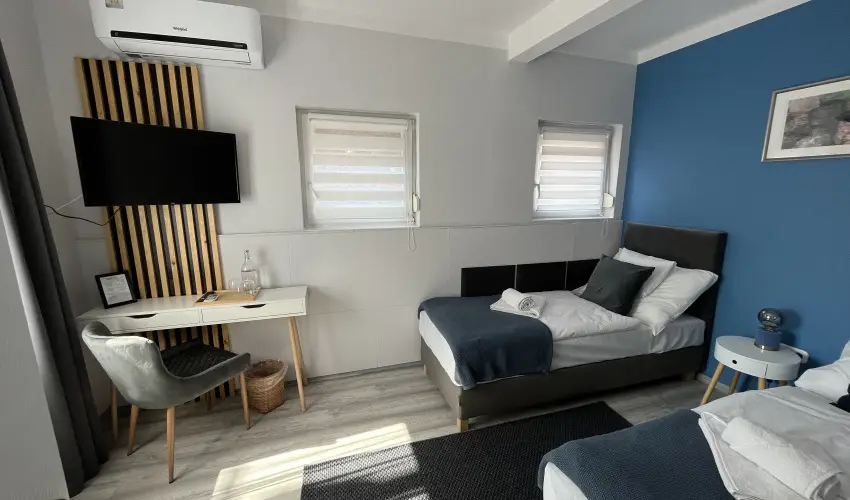 Aventurin House Rvflp - Mjus 1. (min. 2 j)