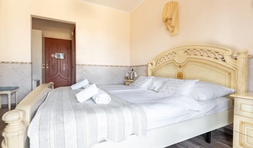 Bagolyvr Inrcs Inrcs - Mjus 1. 