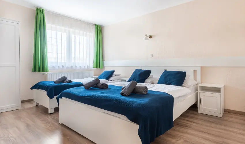 Bagolyvr Inrcs Inrcs - Mjus 1. 