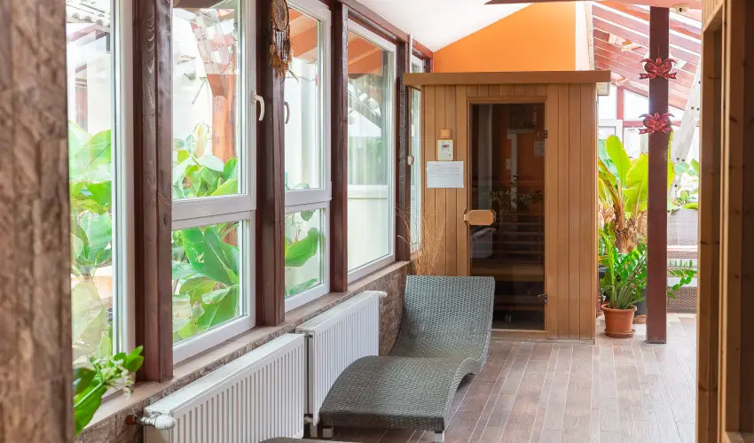 Bagolyvr Inrcs Inrcs - Mjus 1. 