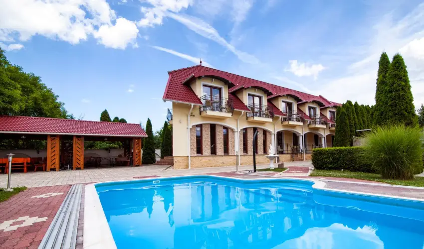 Bajor Panzi Aparthotel Bk, Bkfrd - Mjus 1.