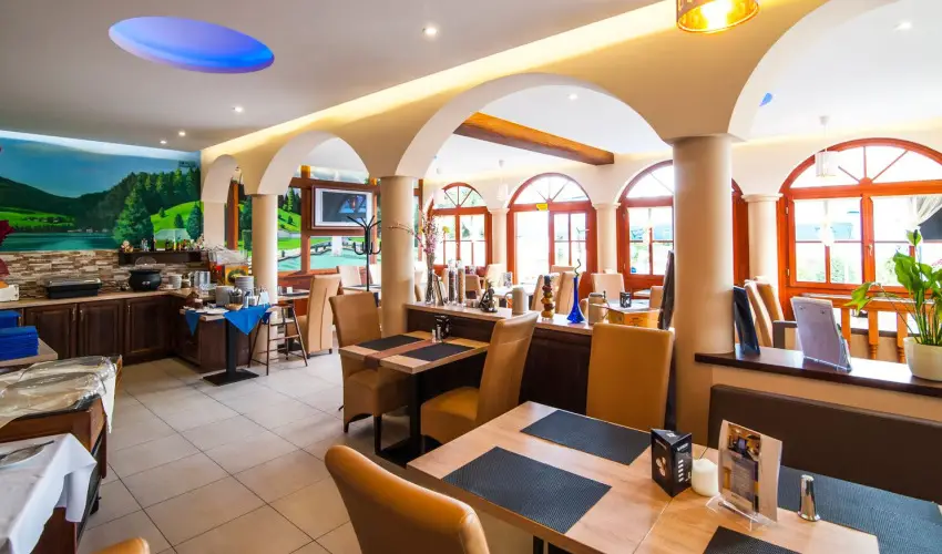 Bajor Panzi Aparthotel Bk, Bkfrd - Mjus 1.