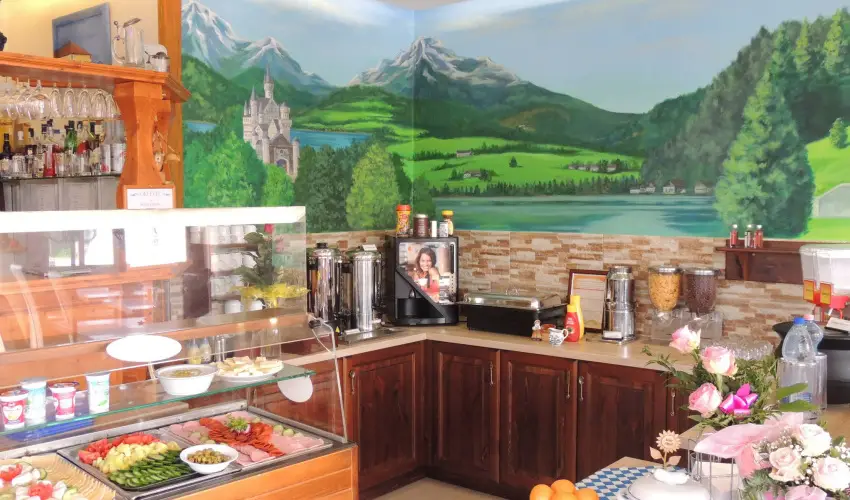 Bajor Panzi Aparthotel Bk, Bkfrd - Mjus 1.