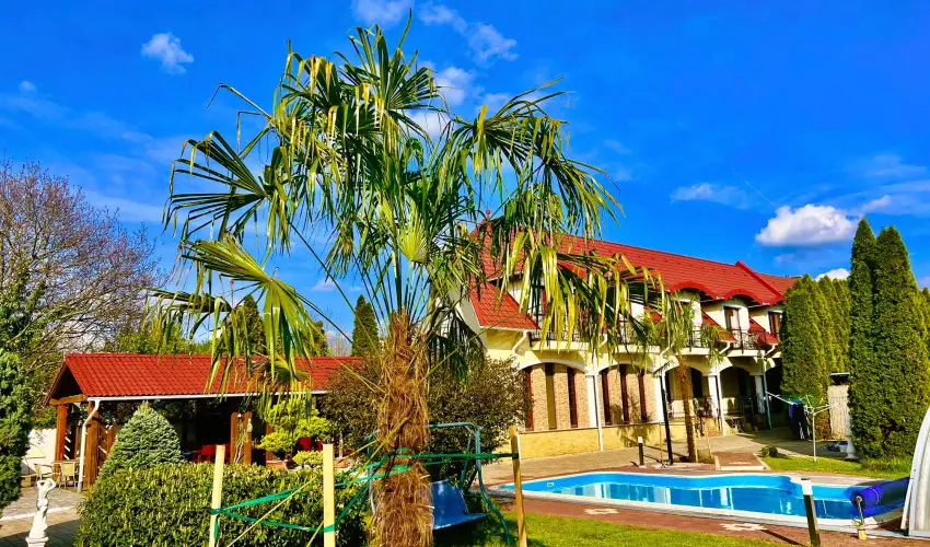 Bajor Panzi Aparthotel Bk, Bkfrd - Mjus 1.