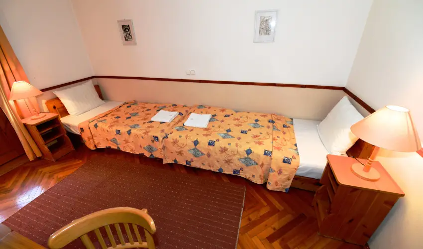 Hotel Bakony Bakonybl - Mjus 1. (min. 2 j)