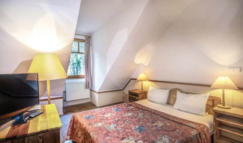 Hotel Bakony Bakonybl - Mjus 1. (min. 2 j)