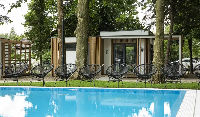 Barack Thermal Apartmanok Tiszakcske - Mjus 1.