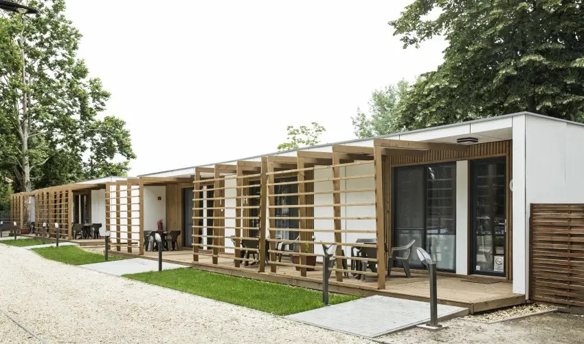 Barack Thermal Apartmanok Tiszakcske - Mjus 1.