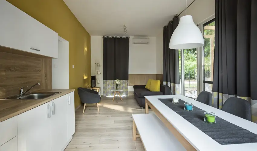 Barack Thermal Apartmanok Tiszakcske - Mjus 1.