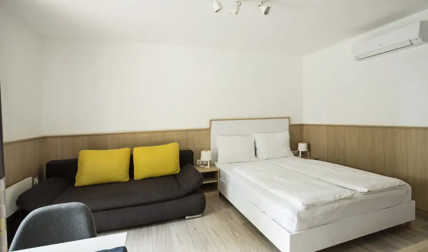 Barack Thermal Apartmanok Tiszakcske - Mjus 1.