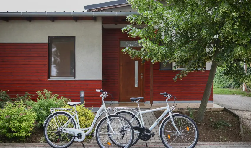 Barack Thermal Apartmanok Tiszakcske - Mjus 1.