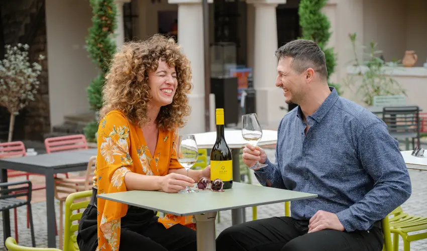 Barka Gal�ria Hotel �s �tterem T�llya - M�jus 1.