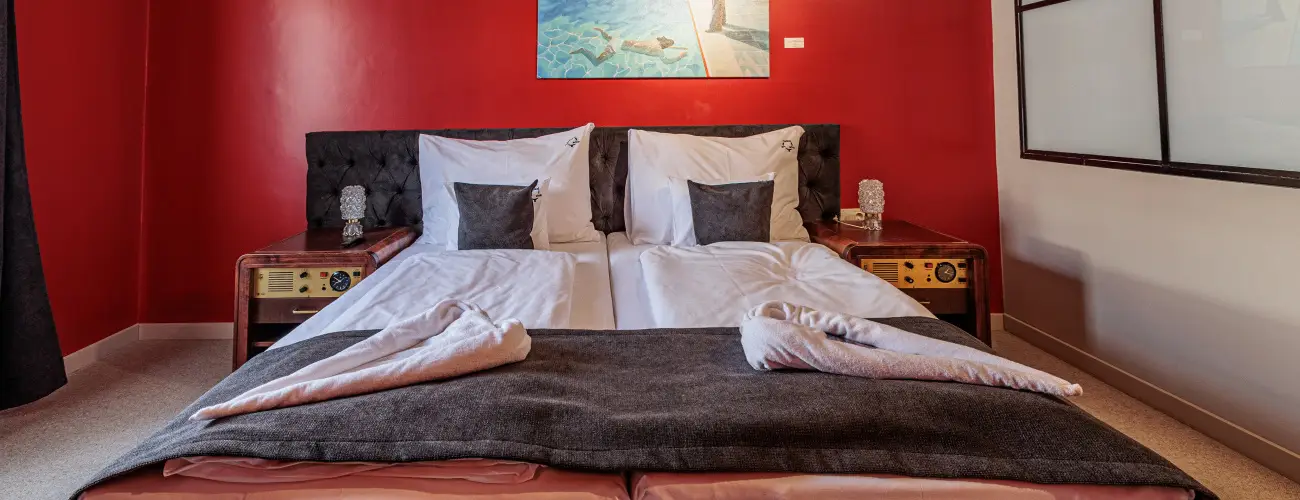 Barka Galria Hotel s tterem Tllya - Mjus 1.