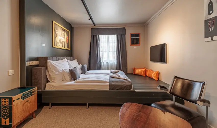 Barka Gal�ria Hotel �s �tterem T�llya - M�jus 1.