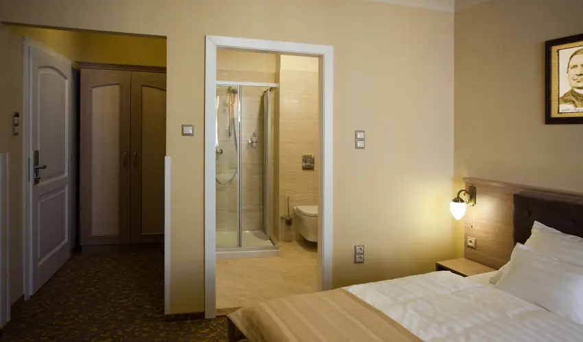 Barokk Hotel Promend Gyr - Mjus 1. - teljes elrefizetssel