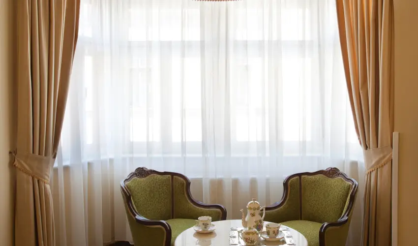 Barokk Hotel Promend Gyr - Mjus 1. - teljes elrefizetssel