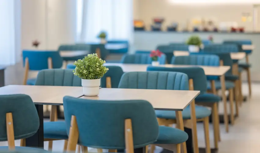 Baross City Hotel Budapest - Mjus 1. - teljes elrefizetssel