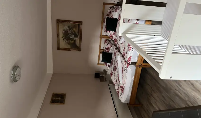 Bstya Apartman Sikls - Mjus 1. (min. 2 j)